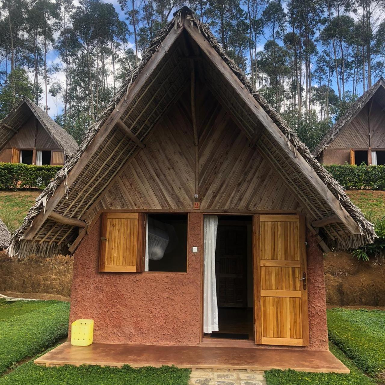Soanala Hotel Moramanga ภายนอก รูปภาพ