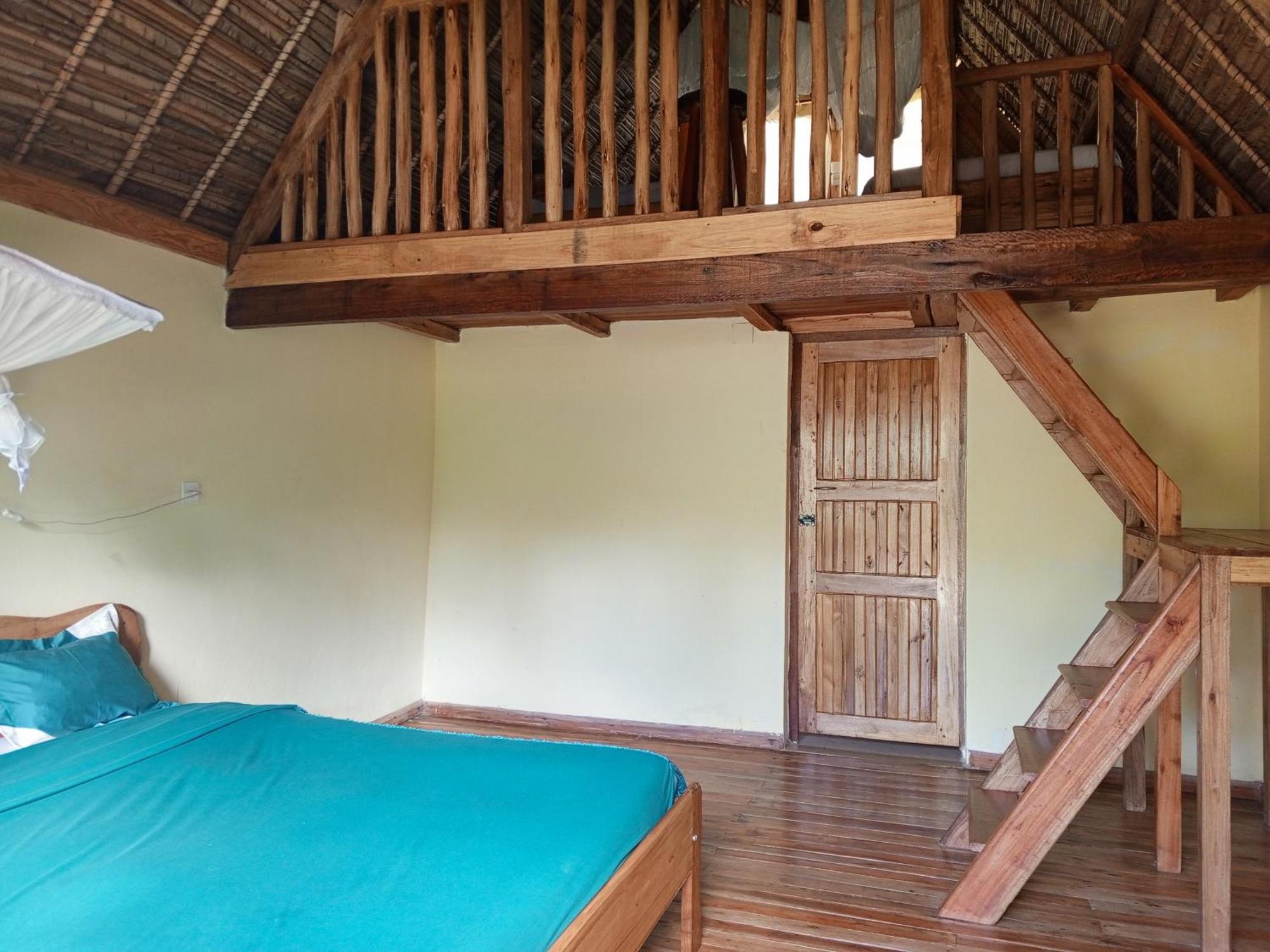 Soanala Hotel Moramanga ภายนอก รูปภาพ