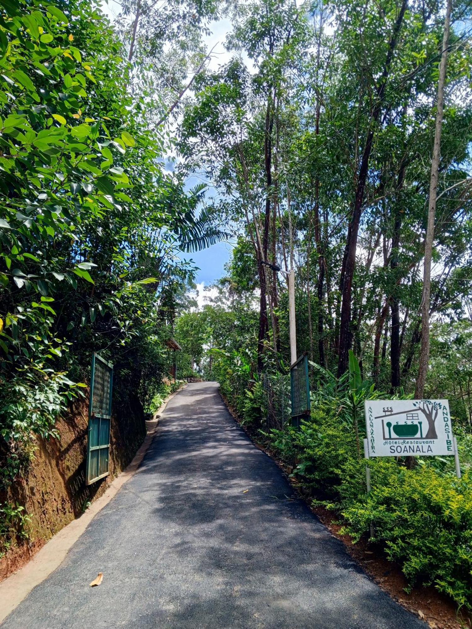 Soanala Hotel Moramanga ภายนอก รูปภาพ